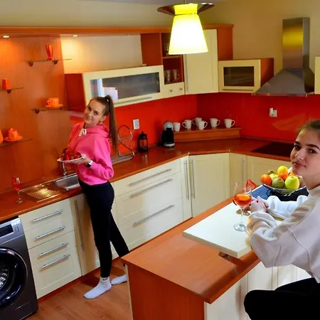 Apartmanovy Dom So Zahradou Riviera Liptov Besenova