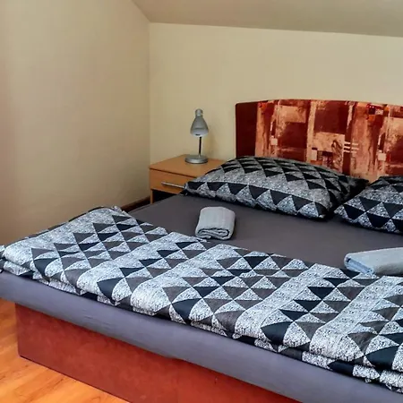 Riviera So Sukromnou Virivkou , Liptov Apartament Bešeňová